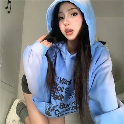 裸男孩